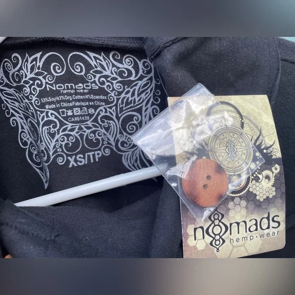 NEW! Nomads Hempwear Sweater-Dark Charcoal- wood buttons-accented seams-Tunic - Picture 6 of 9